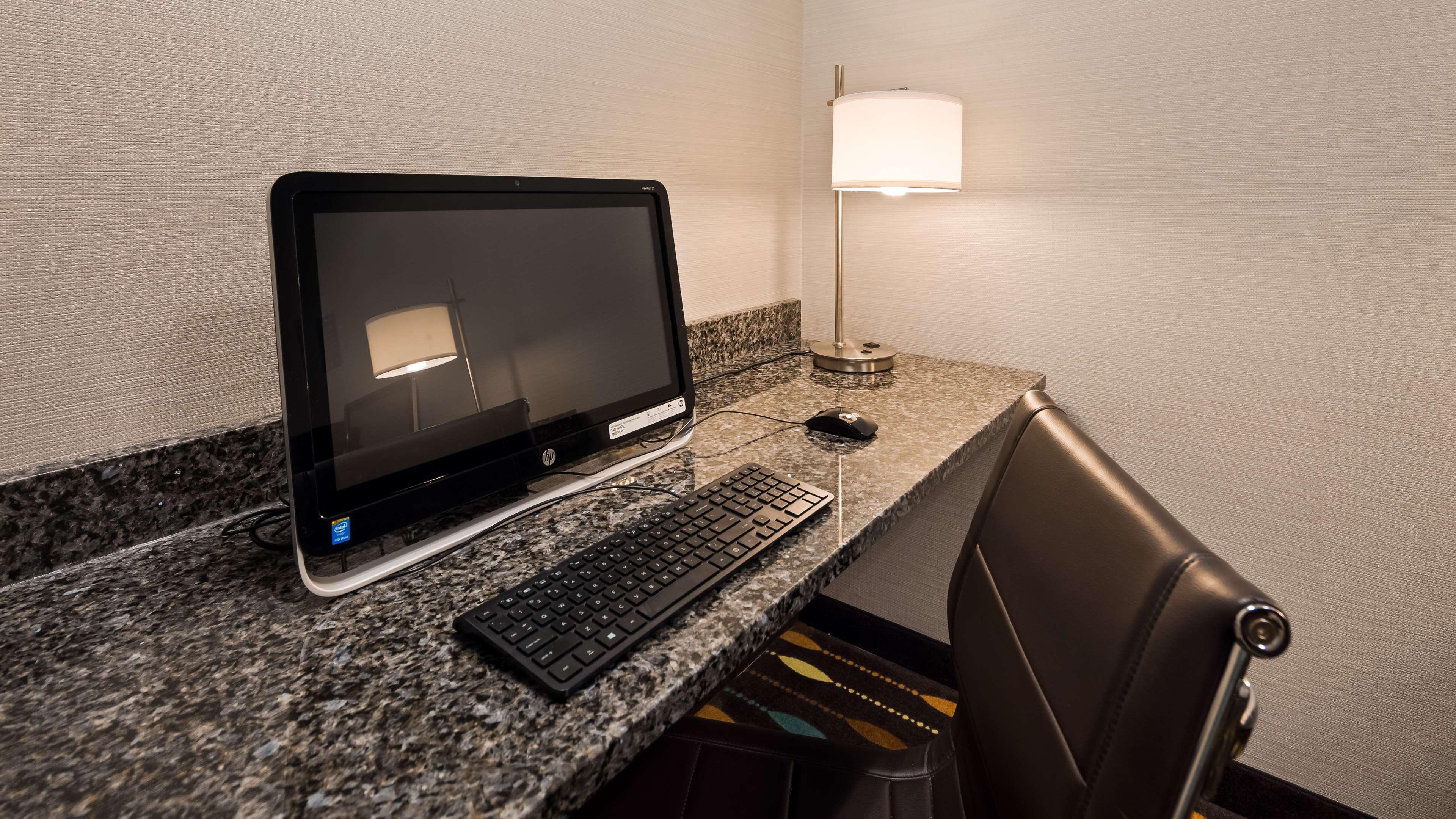 Best Western Plus Boardman Inn & Suites Poland Exteriér fotografie